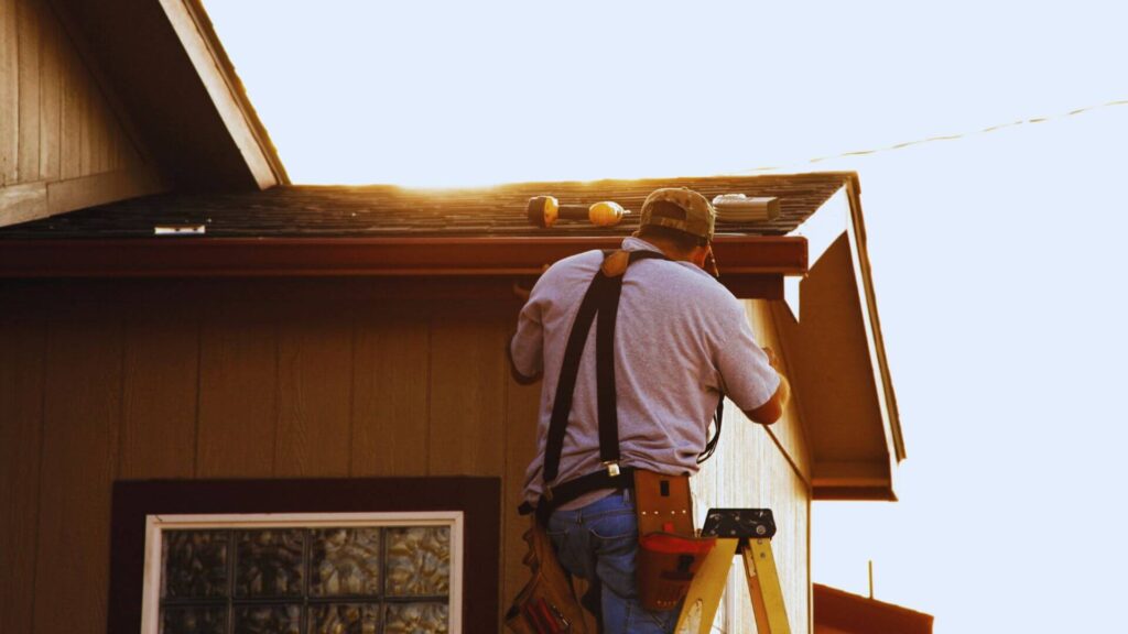 Seamless Gutter Installation